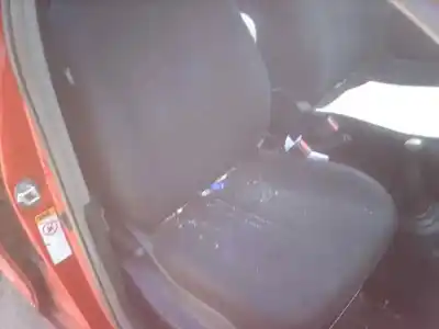 Здавання транспортного засобу toyota yaris (ksp9/scp9/nlp9) básico року 2006 потужний 1nd