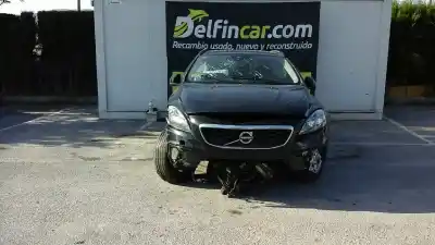 Veículo de Sucata volvo v40 momentum do ano 2015 alimentado d4162t