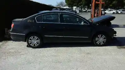 Véhicule à la ferraille volkswagen                                         passat berlina (3c2)                                                                                                                                                                                                                                       highline                                                                                                                                                                                                                                                   de l'année 2008 alimenté bmr