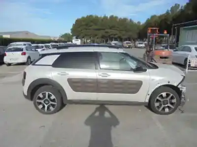 Veicolo di demolizione citroen c4 cactus shine dell'anno 2015 alimentato bh02