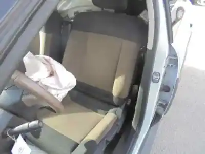 Veicolo di demolizione citroen c4 cactus shine dell'anno 2015 alimentato bh02