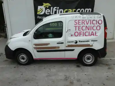 Véhicule à la ferraille RENAULT KANGOO Profesional de l'année 2010 alimenté K9KA8