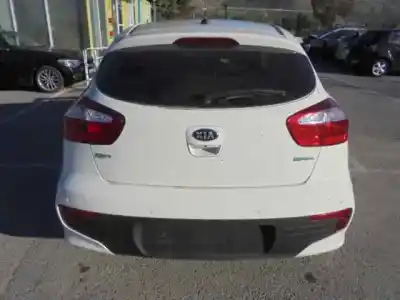 Vehicul casat kia rio basic al anului 2016 alimentat d3fa