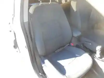 Vehicul casat kia rio basic al anului 2016 alimentat d3fa