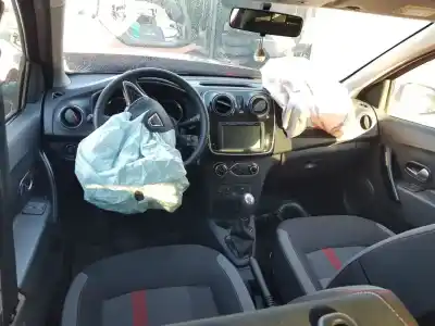 Veículo de Sucata dacia sandero stepway do ano 2019 alimentado h4bb4