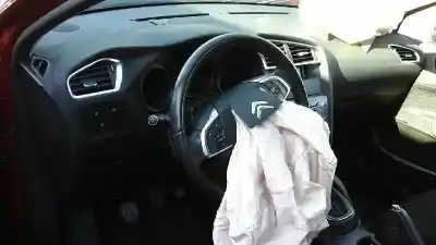 Veículo de Sucata citroen c4 lim. exclusive do ano 2013 alimentado 9h06