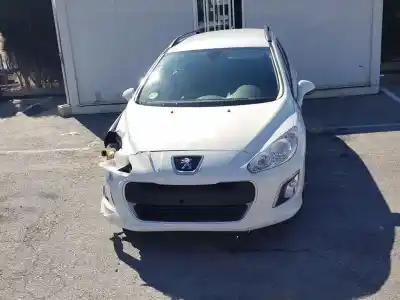 Veículo de Sucata peugeot 308 sw envy do ano 2013 alimentado 9h05