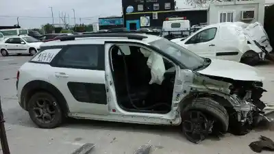 Veículo de Sucata citroen c4 cactus shine do ano 2017 alimentado bh02