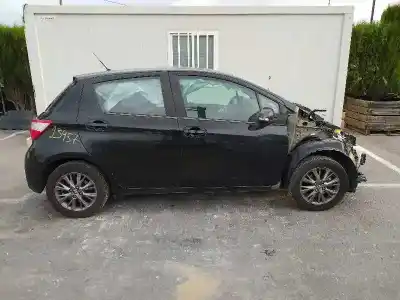 Veicolo di demolizione toyota yaris active dell'anno 2020 alimentato 2nr