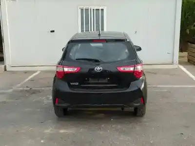 Veicolo di demolizione toyota yaris active dell'anno 2020 alimentato 2nr