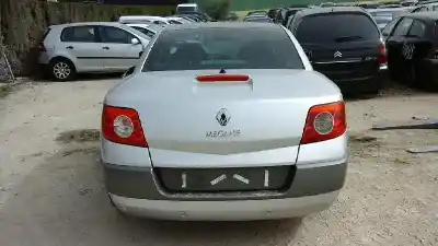 Scrapping Vehicle renault megane ii coupe privilege of the year 2005 powered k4m813