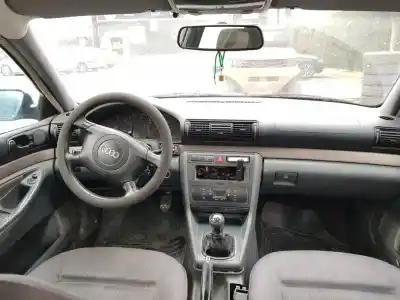 Vehicul casat audi a4 berlina (b5) 1.9 tdi al anului 2000 alimentat ajm