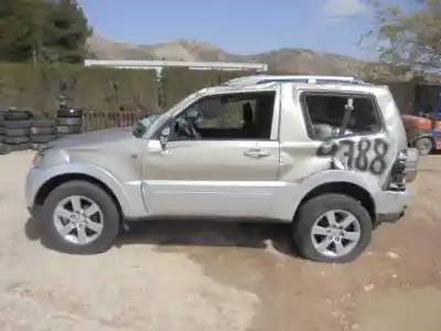 Scrapping Vehicle mitsubishi montero (v80/v90) 3.2 di-d intense of the year 2007 powered 4m41