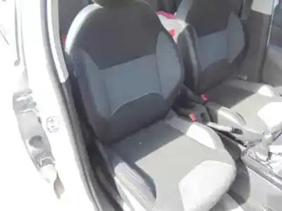 Veículo de Sucata citroen c3 collection do ano 2014 alimentado 8h01