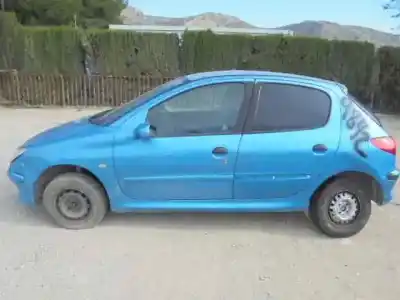 Hurda Aracı PEUGEOT                                            206 BERLINA                                                                                                                                                                                                                                                XR                                                                                                                                                                                                                                                         Yılın 1999 güçlü KFX
