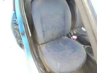 Здавання транспортного засобу peugeot 206 berlina xr року 1999 потужний kfx