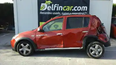 Veicolo di demolizione DACIA SANDERO Stepway dell'anno 2012 alimentato K7MA8