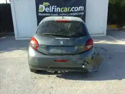 Veículo de Sucata peugeot 208 style do ano 2016 alimentado hm01