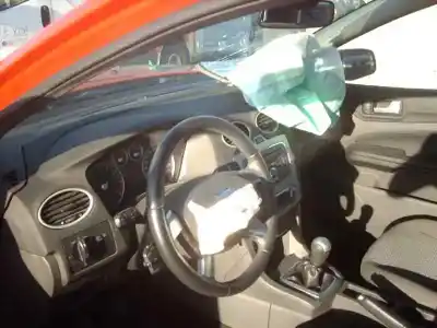 Scrapping Vehicle ford focus berlina (cap) ghia of the year 2004 powered shda