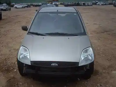 Veículo de Sucata ford fiesta (cbk) ambiente do ano 2002 alimentado f6ja