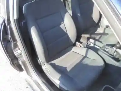 Veículo de Sucata audi a4 berlina (b5) 1.8 do ano 1999 alimentado adr