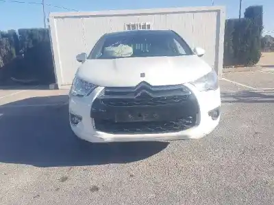 Здавання транспортного засобу citroen                                            ds4                                                                                                                                                                                                                                                        design року 2012 потужний 9h05
