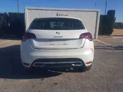 Здавання транспортного засобу citroen                                            ds4                                                                                                                                                                                                                                                        design року 2012 потужний 9h05