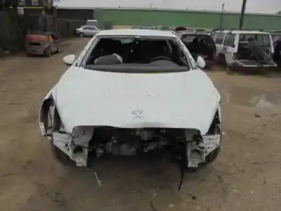 Sloopvoertuig peugeot 508 active van het jaar 2014 aangedreven rh01