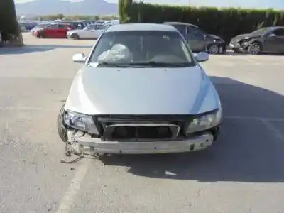 Veículo de Sucata volvo s60 berlina 2.4 (125kw) do ano 2002 alimentado b5244s