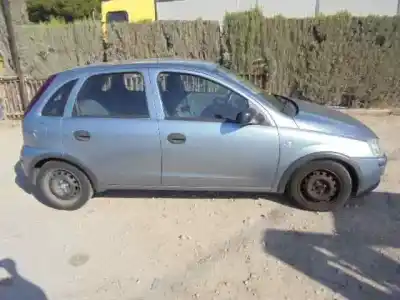 Здавання транспортного засобу opel corsa c cosmo року 2004 потужний z10xep
