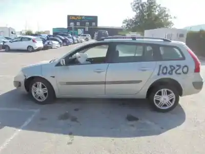 Здавання транспортного засобу RENAULT MEGANE II FAMILIAR Authentique Confort року 2004 потужний F9QB8 Здавання транспортного засобу RENAULT MEGANE II FAMILIAR Authentique Confort року 2004 потужний F9QB8