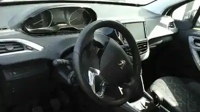 Verschrottungsfahrzeug peugeot 2008 (--.2013->) style des jahres 2018 angetrieben bh02