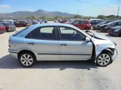 Sloopvoertuig fiat brava (182) 1.9 jtd cat van het jaar 2001 aangedreven 182b9000