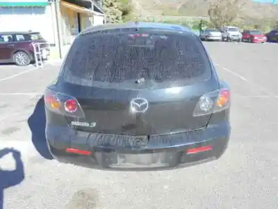 Veículo de Sucata mazda 3 berlina (bk) 1.6 cd diesel cat do ano 2007 alimentado y6