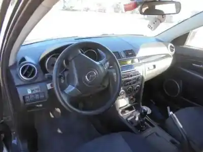 Veículo de Sucata mazda 3 berlina (bk) 1.6 cd diesel cat do ano 2007 alimentado y6