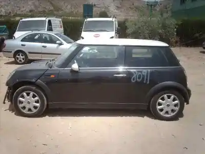 Здавання транспортного засобу MINI MINI (R50,R53) One року 2003 потужний W10B16A