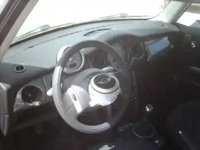 Здавання транспортного засобу mini mini (r50,r53) one року 2003 потужний w10b16a