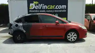 Veículo de Sucata citroen c4 berlina vtr plus do ano 2005 alimentado nfu