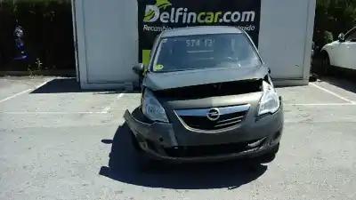 Veicolo di demolizione opel meriva b excellence dell'anno 2011 alimentato a17dts