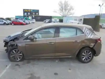 Veículo de Sucata RENAULT MEGANE IV 5 PUERTAS do ano 2016 alimentado K9KC656