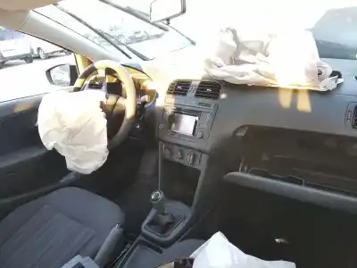 Veicolo di demolizione volkswagen polo (6c1) trendline dell'anno 2015 alimentato chy