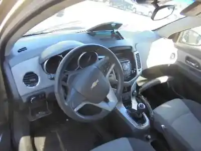 Scrapping Vehicle chevrolet cruze ls of the year 2010 powered z20s1