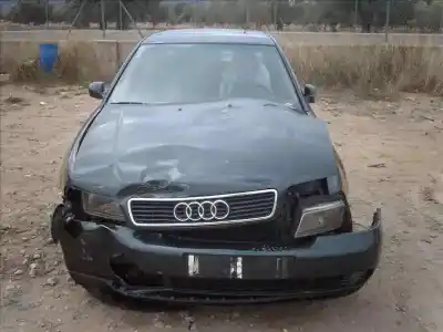 Vehicul casat audi a4 berlina (b5) 1.9 tdi al anului 1994 alimentat afn