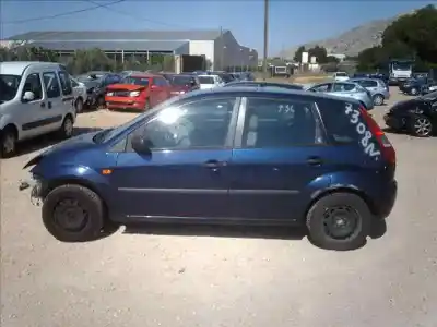 Veículo de Sucata FORD FIESTA (CBK) Ambiente do ano 2001 alimentado FXJA