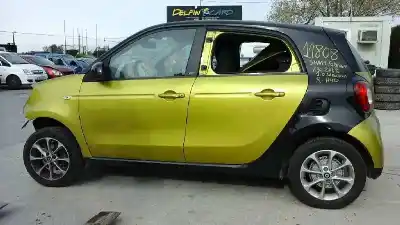 Verschrottungsfahrzeug SMART                                              FORFOUR                                                                                                                                                                                                                                                    Basis (52kW) (453.042)                                                                                                                                                                                                                                     des Jahres 2015 angetrieben H4D