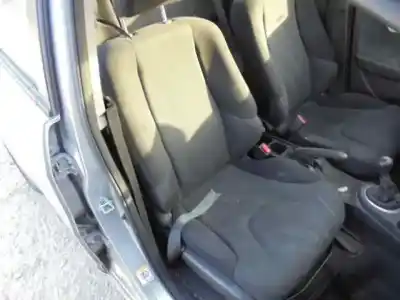 Veículo de Sucata honda jazz (ge) 1.4 cat do ano 2011 alimentado l13z2