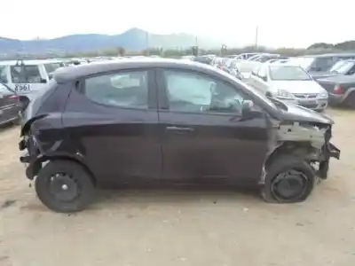 Scrapping Vehicle lancia ypsilon (402) gold of the year 2013 powered 169a4000