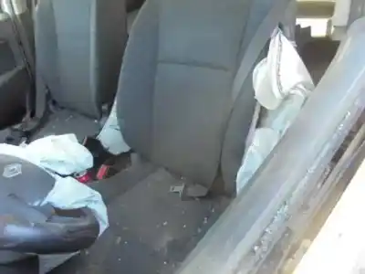 Sloopvoertuig renault scenic iii expression van het jaar 2009 aangedreven k9kg832