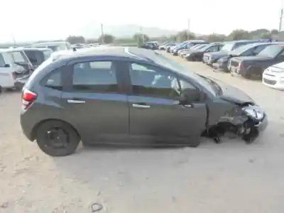 Veicolo di demolizione citroen c3 collection dell'anno 2015 alimentato 8h01