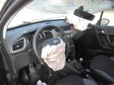 Veicolo di demolizione citroen c3 collection dell'anno 2015 alimentato 8h01
